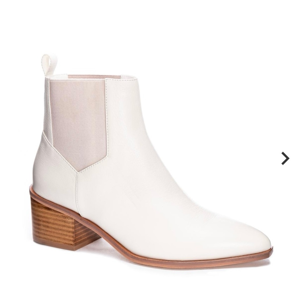 Women’s Chinese Laundry Chelsea Bootie
